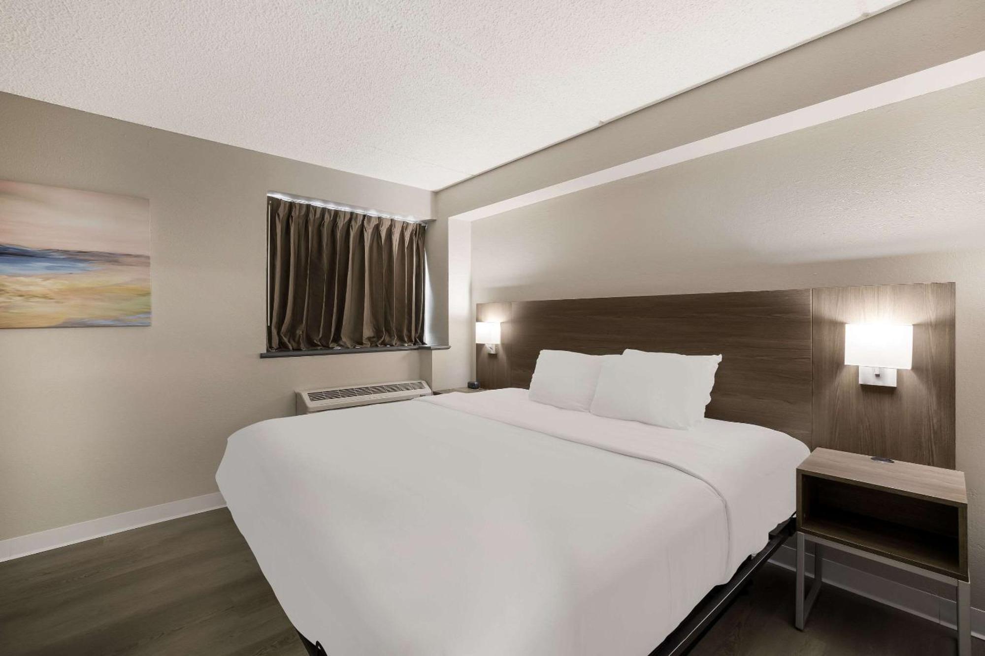 Suburban Studios Milwaukee Airport ภายนอก รูปภาพ