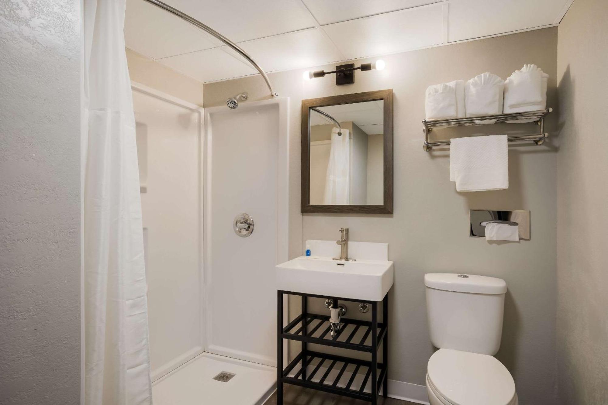 Suburban Studios Milwaukee Airport ภายนอก รูปภาพ
