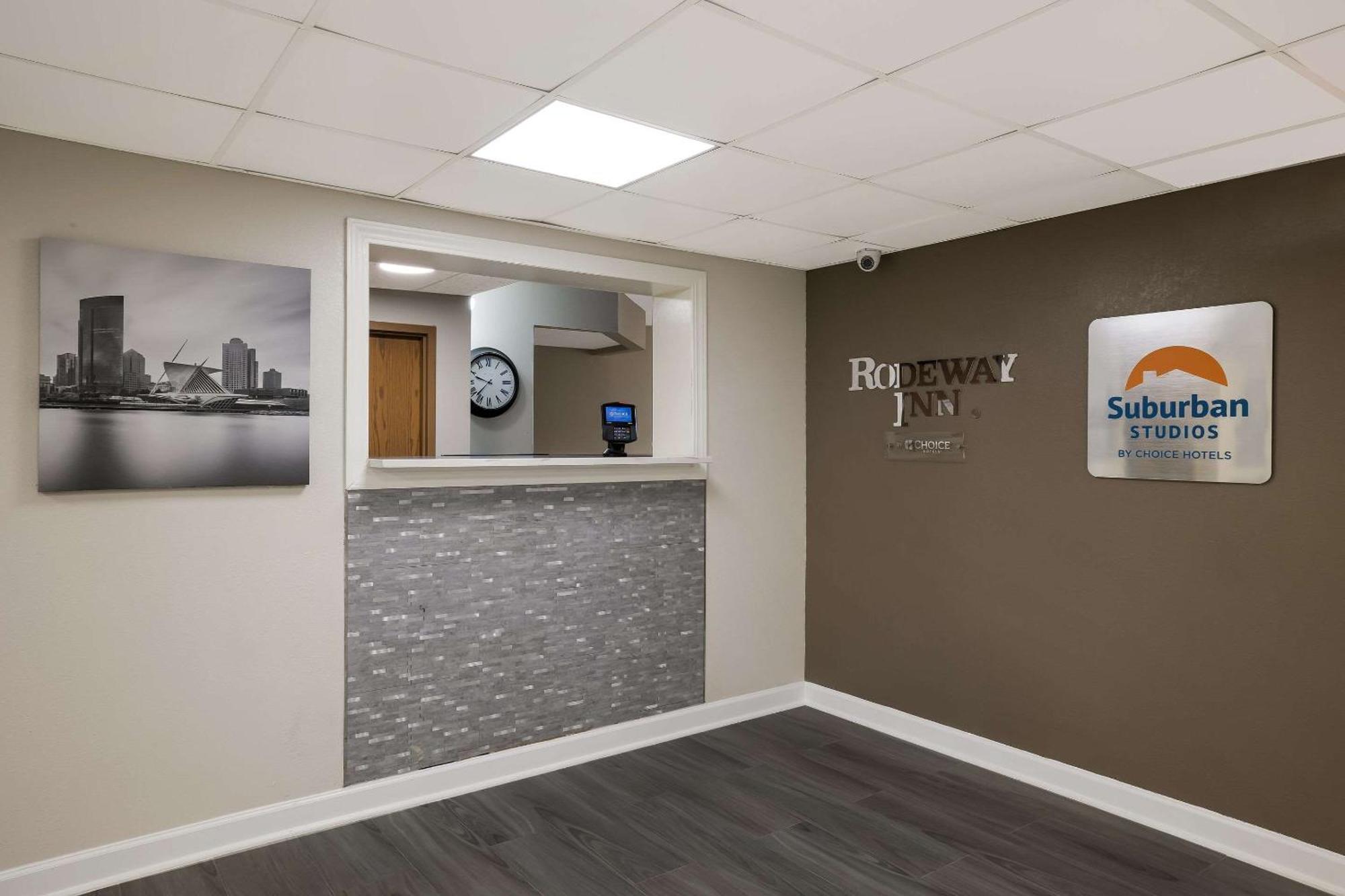 Suburban Studios Milwaukee Airport ภายนอก รูปภาพ